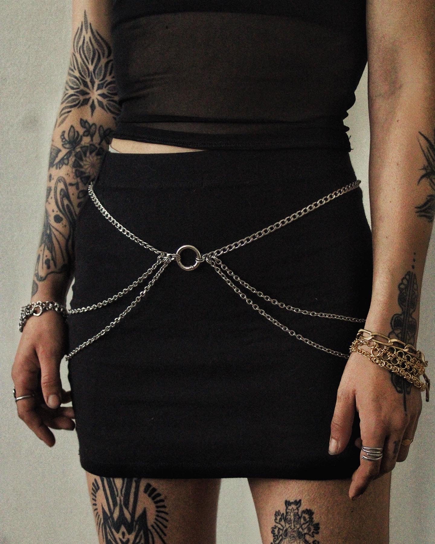 Waist chain